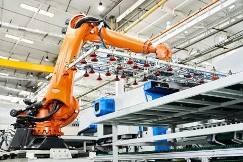 奧的斯飛奔 技術驅動與公益擔當的電子商務信息咨詢之路